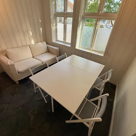 Apartment & Charming In Bergen