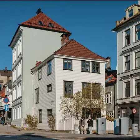 & Charming In 베르겐